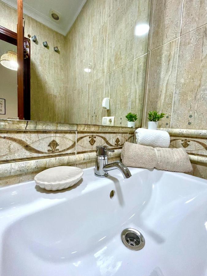 Gatu Villa Gadir, Preferente Mayores De 25 Anos Y Familias 加的斯 外观 照片
